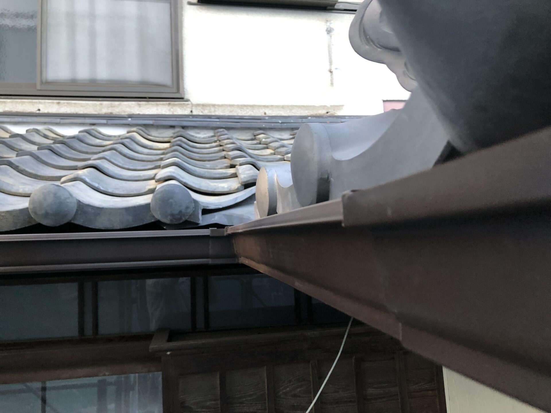 軒樋の取り付け